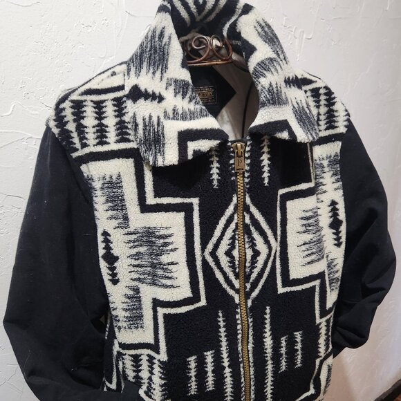 PENDLETON Sherpa jacket
